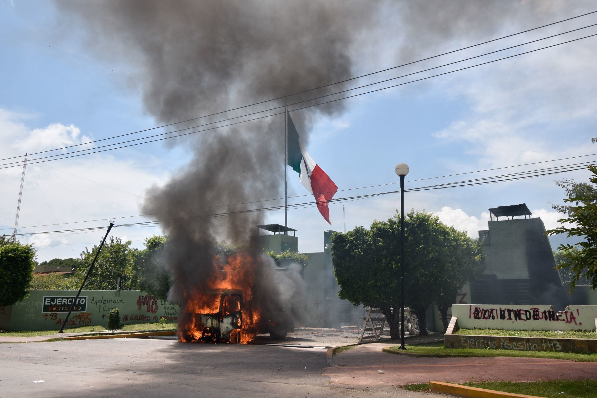 ¿Qué papel juegan los militares en la desaparición de los 43 normalistas de Ayotzinapa?