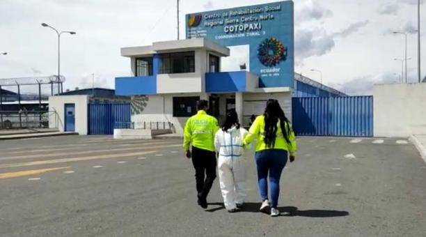 Quito: La sentencia que recibió la mujer que envenenó a sus hijos y a su compañero de trabajo